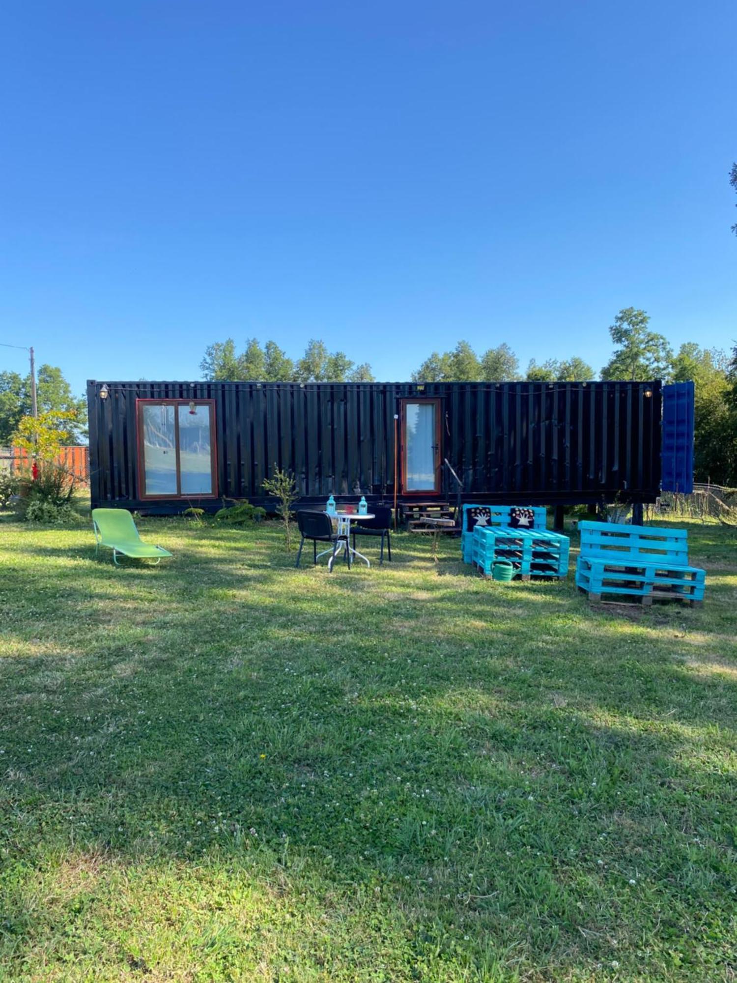 Hermosa Container En Parcela Pichil